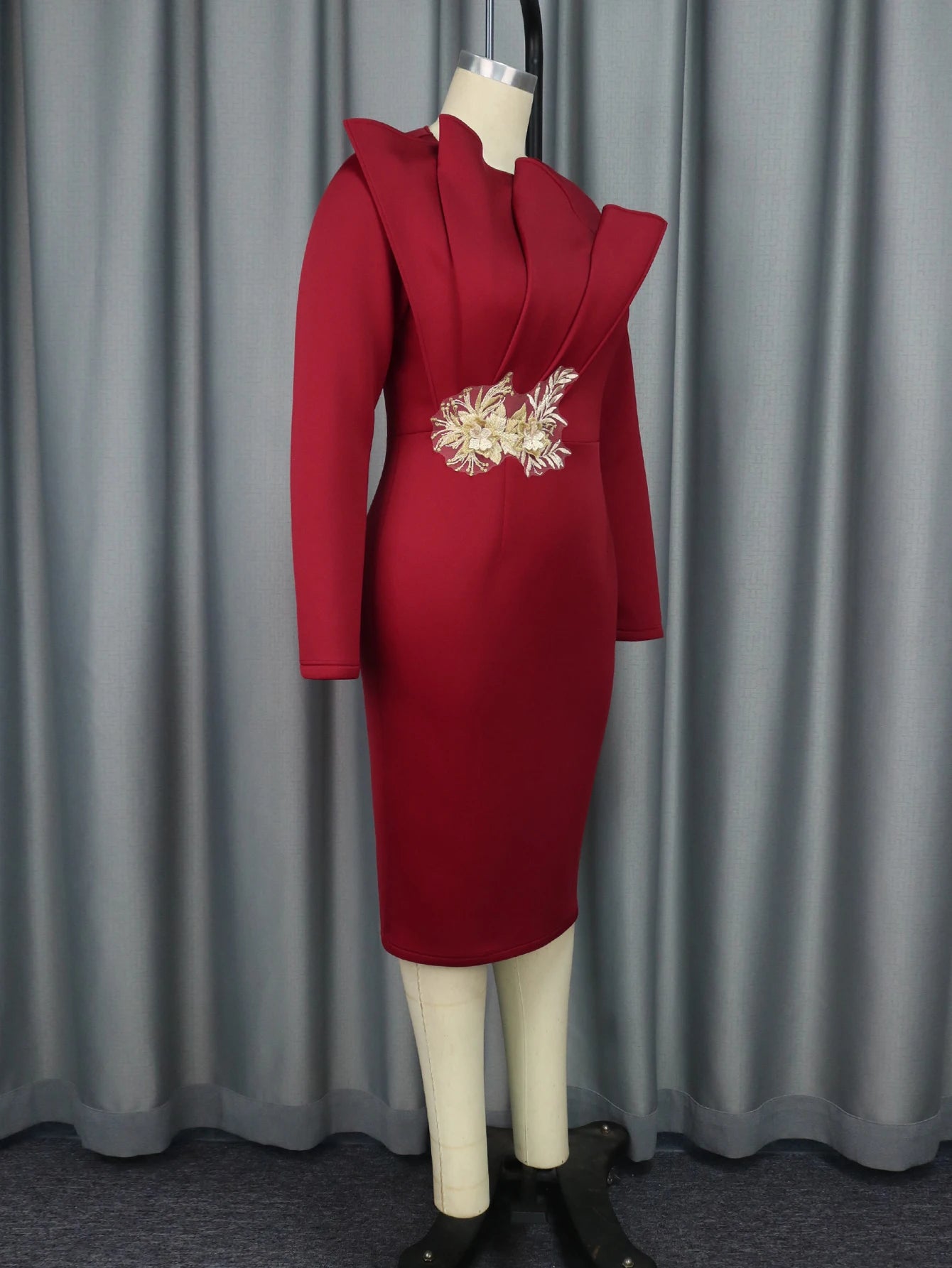 Long Sleeves with Lace Appliques Sheath Classy Dress.